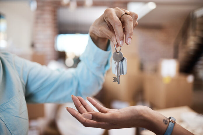 keys in hand